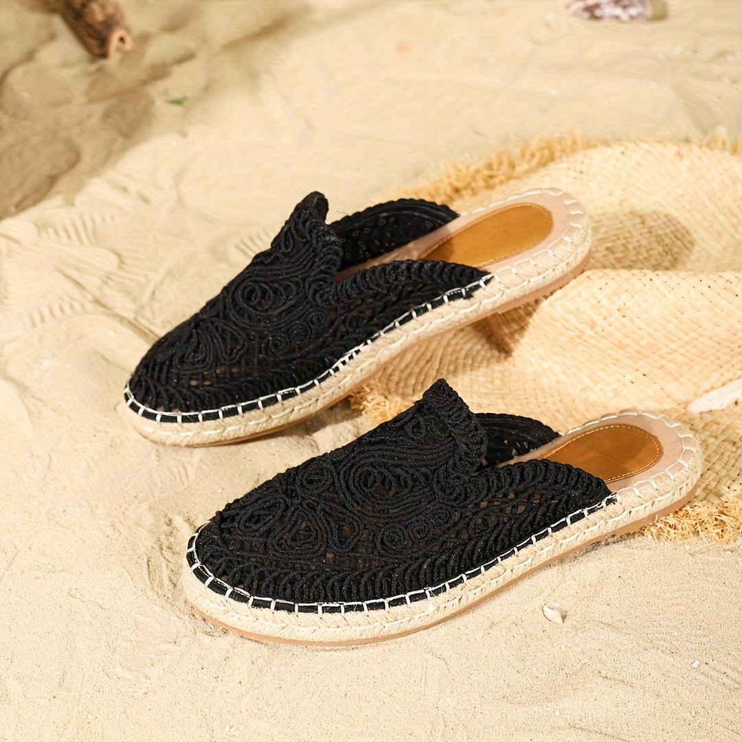Geflochtene Damen Sommerschuhe im Boho Stil, Slip-On, ideal für Strand, Urlaub & entspannte Tage.