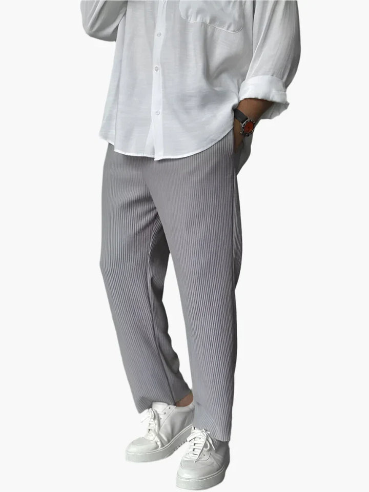 Elegante Herrenhose, luxuriöser Komfort für den modernen Mann, ideal als Business- & Freizeithose.