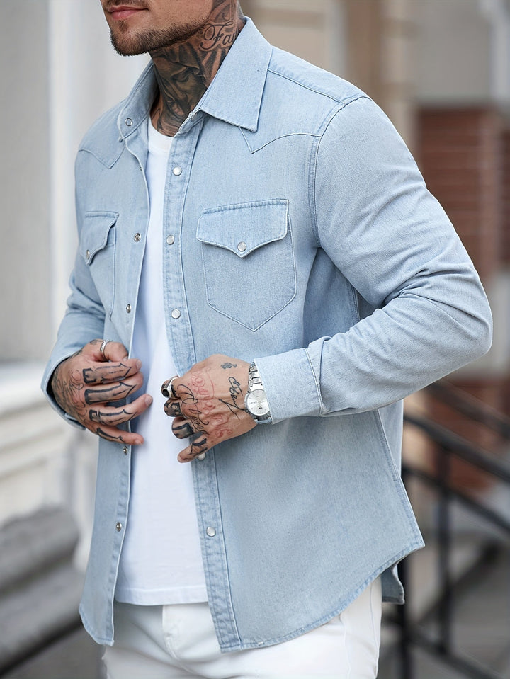 Herren Langarmhemd im Western-Stil, ideal zu Jeans kombinierbar für einen modernen, lässigen Look.
