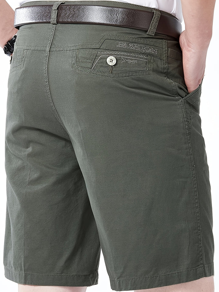 Dunkelblaue Herrenshorts, Regular Fit, für entspannte Tage. Ideal für Freizeit, Sport & Reise.