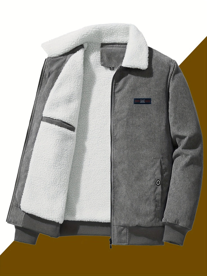 Moderne graue Herren Winterjacke mit Reißverschluss & Stehkragen, warm gefüttert für Casual & Outdoor.