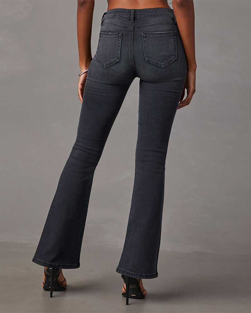 Elegante Damen Jeans Schlaghose mit hohem Bund in Schwarz, modisch ausgestellt & komfortabel.