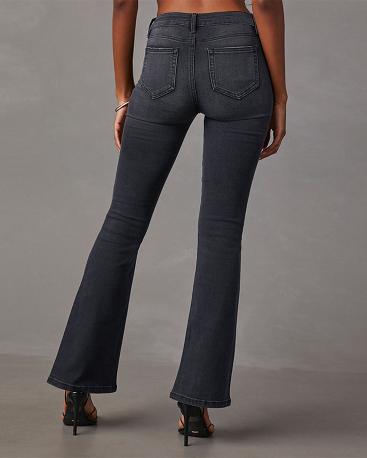 Elegante Damen Jeans Schlaghose mit hohem Bund in Schwarz, modisch ausgestellt & komfortabel.