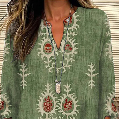 Elegantes Damen Print Shirt in Grün mit V-Ausschnitt & 3/4-Ärmeln. Ideal für Sommer & Freizeitlooks.