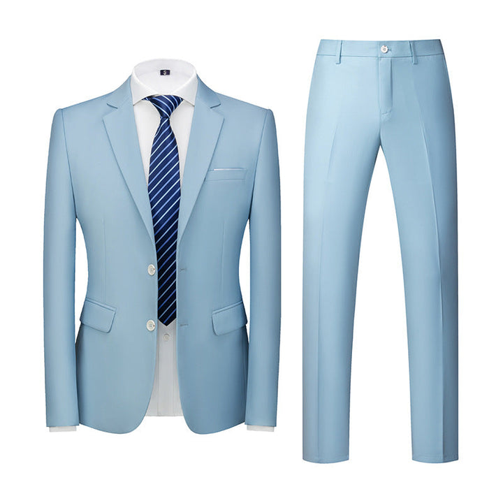 Formeller Herren Anzug mit Reverskragen, zeitloser Passform; ideal für Geschäftstreffen und elegante Anlässe.