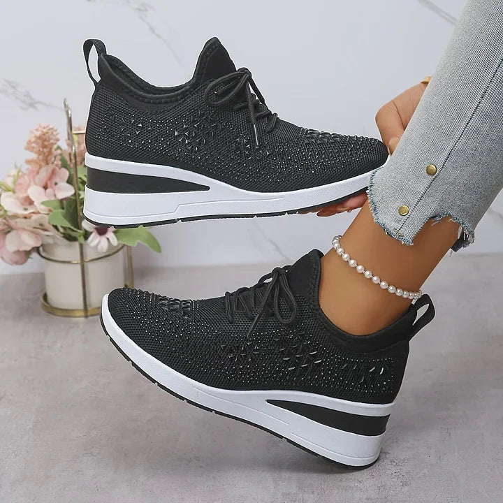 Modische orthopädische Damen Walking Schuhe mit Strass und Keilsohle.