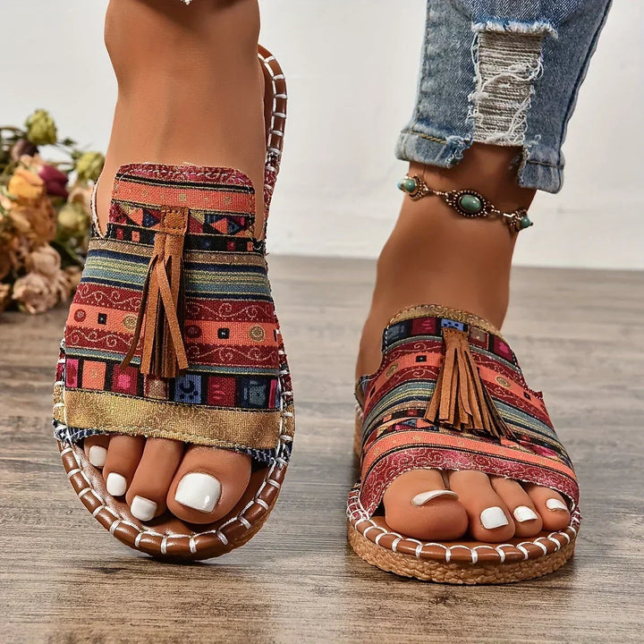 Damen Orthopädische Sandalen für Komfort & Fußgewölbestütze. Elegante Sommerschuhe mit Quasten Design.