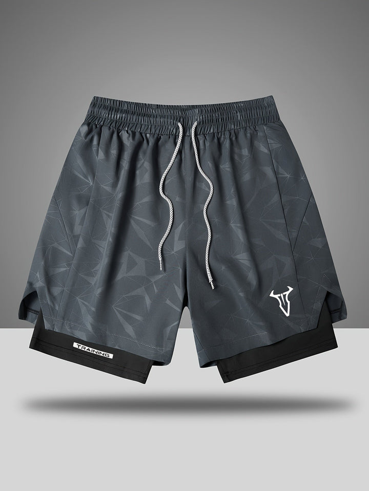 Lockere Herren Fitnessshorts für uneingeschränkte Bewegungsfreiheit beim Workout.