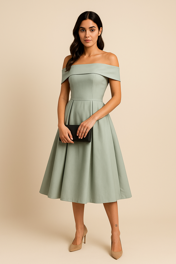 Edles schulterfreies Damenkleid, A-Linie, mit weitem Rock, für festliche Momente. Zeitlose Eleganz.