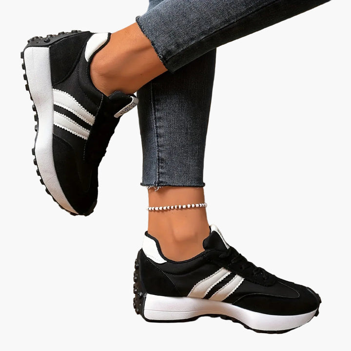 Komfortable Damen Retro-Sneaker mit Streifen, vielseitige Alltagsschuhe für modebewusste Frauen.