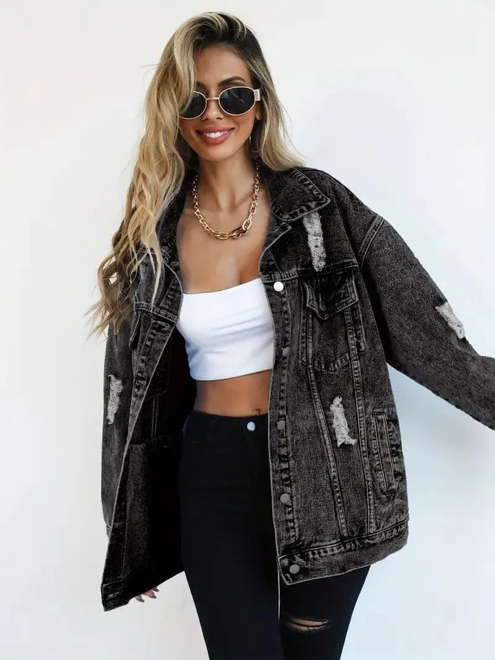 Robuste, gefütterte Damen Jeansjacke oversized mit Kapuze, wasserdicht & wetterfest. Für kalte Tage.