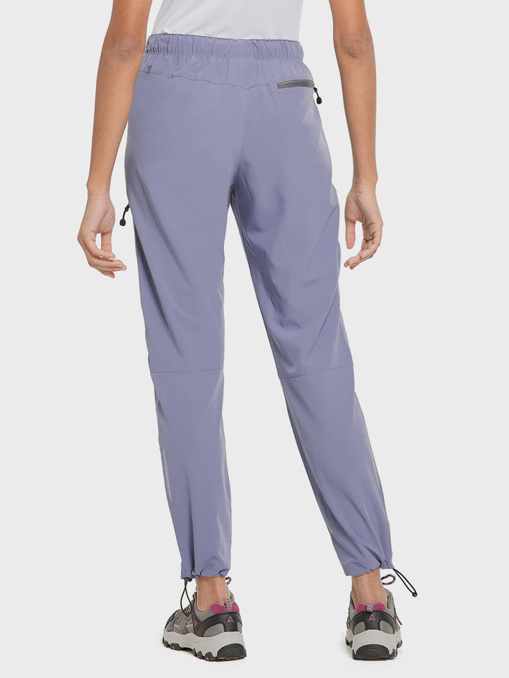 Leichte Wanderhose für Damen, ideal für warme Tage & sommerliche Outdoor-Abenteuer.
