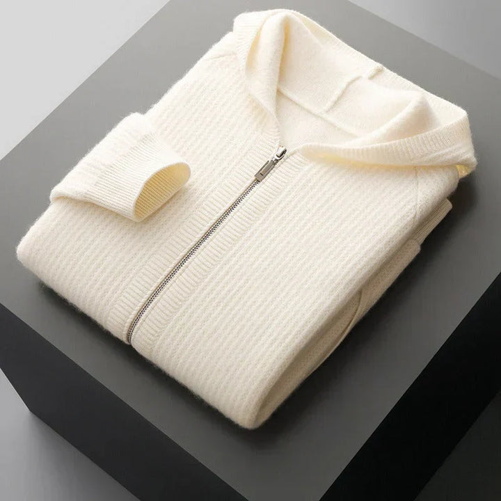 Lässig geschnittener Herren-Freizeit-Hoodie, bequemer Winterpullover für entspannte Tage.