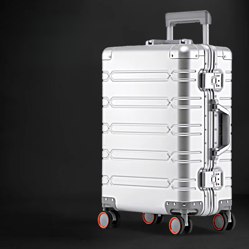 Hochwertiger Teleskopgriff und laufruhige 360-Grad-Rollen eines Aluminium-Magnesium Handgepäck-Trolleys.
