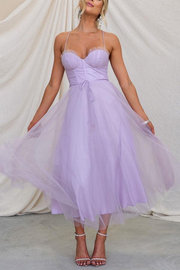 Elegantes blaues Damen Maxikleid, ärmellos mit Trägern, für schicke Sommerlooks.