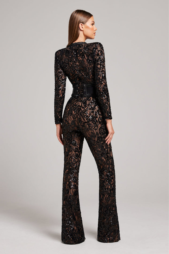 Komfortabler Damen Overall für den Sommerabend; stilvoller Jumpsuit, der Eleganz & Bequemlichkeit perfekt vereint.