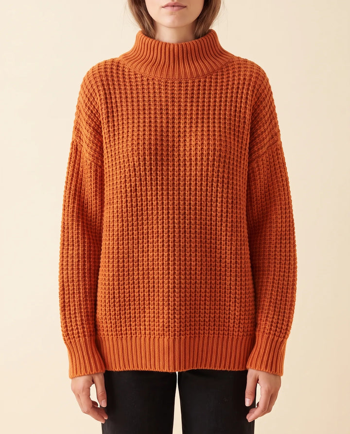Vorderansicht: Damen Oversized Rollkragenpullover, kuschelig, warm & stilvoll für den Winter.