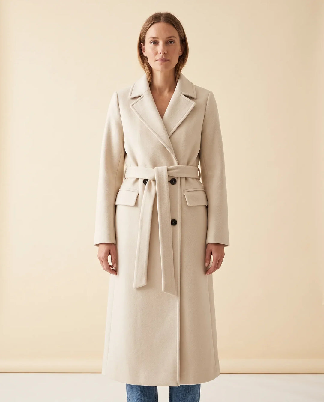 Eleganter Damen Quinn Langmantel mit Bindegürtel, perfekt für Herbst und Winter.
