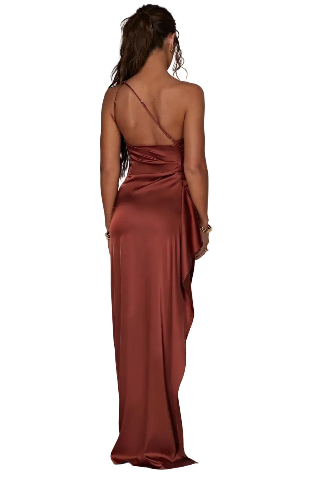 Einzigartiges plissiertes Damenkleid mit Schulterdetail und hohem Schlitz, ideal für Galaabende.