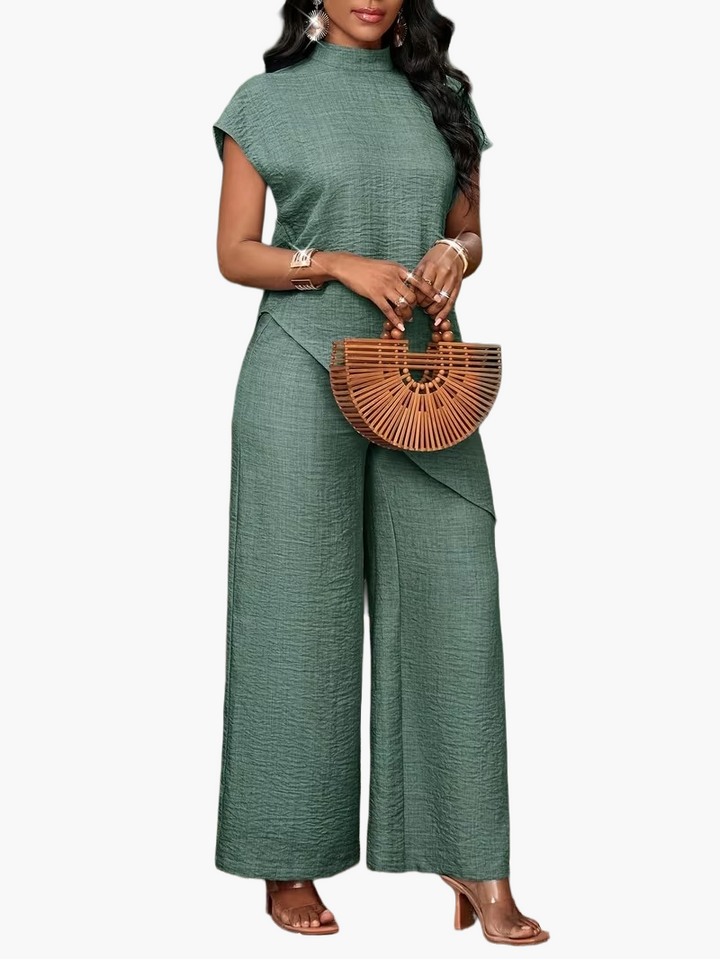 Stilvoller Damen Overall mit asymmetrischem Design, bequemer Einteiler für elegante Frühlings-Looks.