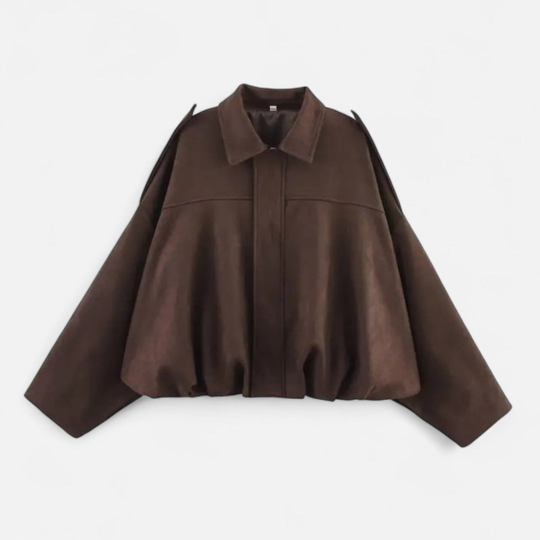 Damen Herbstjacke mit Vintage Charme. Oversized Schnitt für lässige Eleganz & Layering.