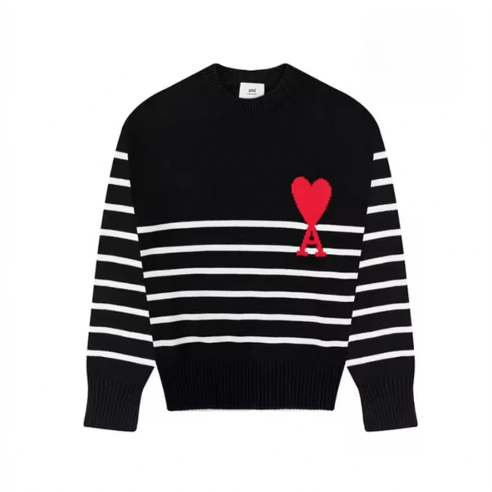Vielseitiger Damen Pullover mit lockerer Passform, Langarm und Rundhals. Herz- & Buchstabenprint für lässige Outfits.