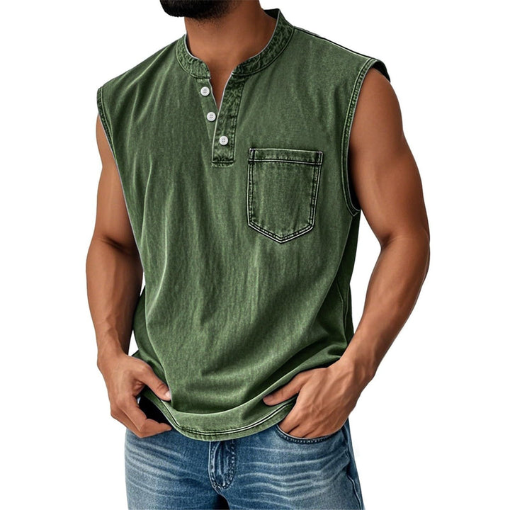 Stilvolles Herren Kurzarm Poloshirt mit optionaler Brusttasche, perfekt für einen gepflegten Freizeitlook.