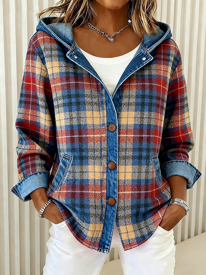 Leichte Damen Übergangsjacke im Karomuster mit Kapuze. Perfekt für Herbst, Frühling und den täglichen Casual Look.