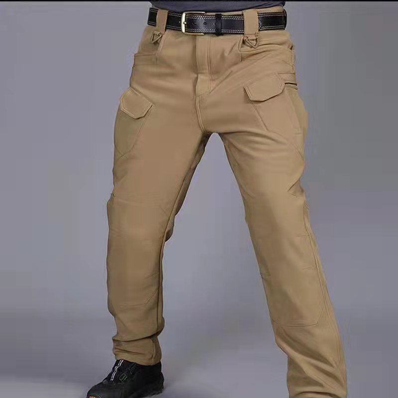 Ganzjährige Herren Camouflage Cargo-Hose, vielseitige taktische Outdoor-Hose für jede Aktivität und Wetterlage.