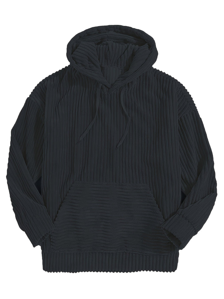 Nahaufnahme: Details des Rippstrick Hoodies, Kängurutasche und Kapuze; weicher Stoff für Komfort.