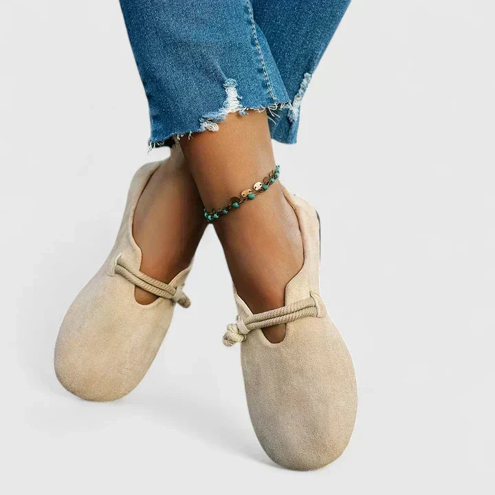 Bequeme Damen Loafer für gesunde Füße. Orthopädische Slipper in Beige mit optimalem Tragekomfort.