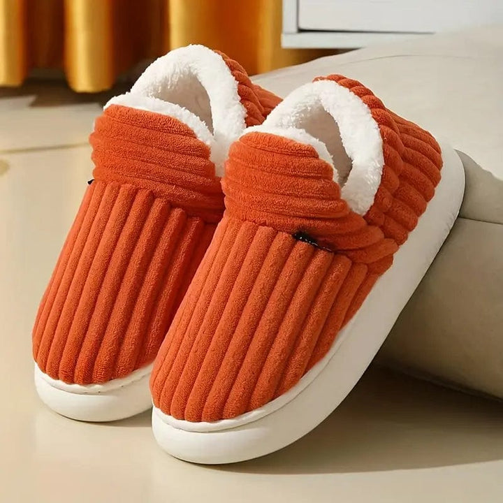 Cozy Damen Winterslipper, ideal für kalte Böden, mit komfortabler Passform für Damen.