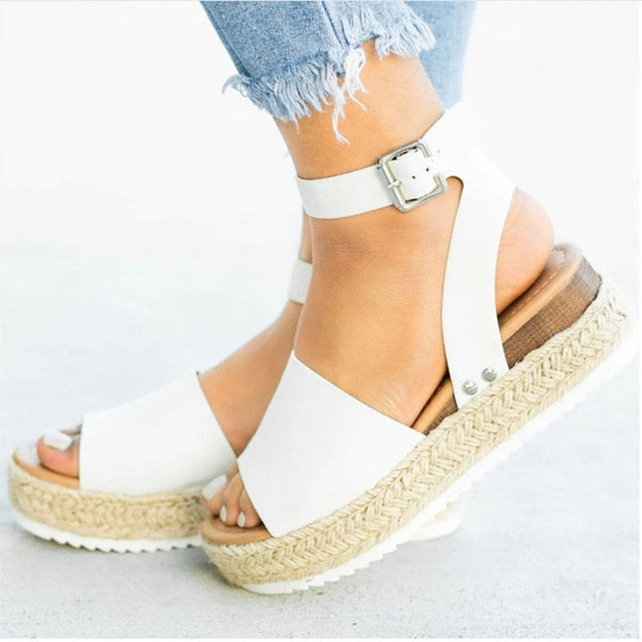 Livia Keilabsatz-Sandalen für Damen: Bequeme Plateau-Espadrilles mit verstellbaren Riemchen.