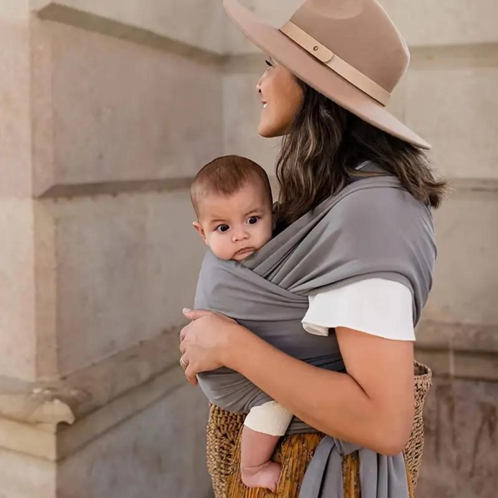 Ergonomische Babytrage für Neugeborene & Kleinkinder, rückenfreundlich & komfortabel für Eltern.