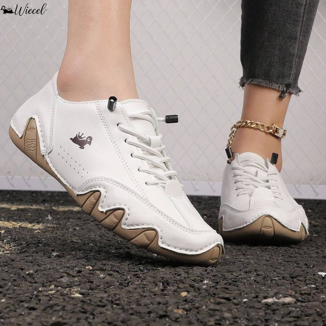 Stilvolle Unisex Barefoot Lederschuhe in Braun, minimalistisch, ideal für Alltag & Wandern.
