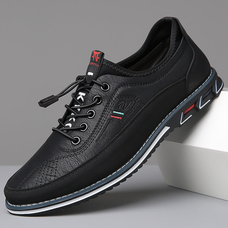 Robuste Sohle des Herren Freizeitsneakers, bietet Grip und Langlebigkeit für täglichen Gebrauch.