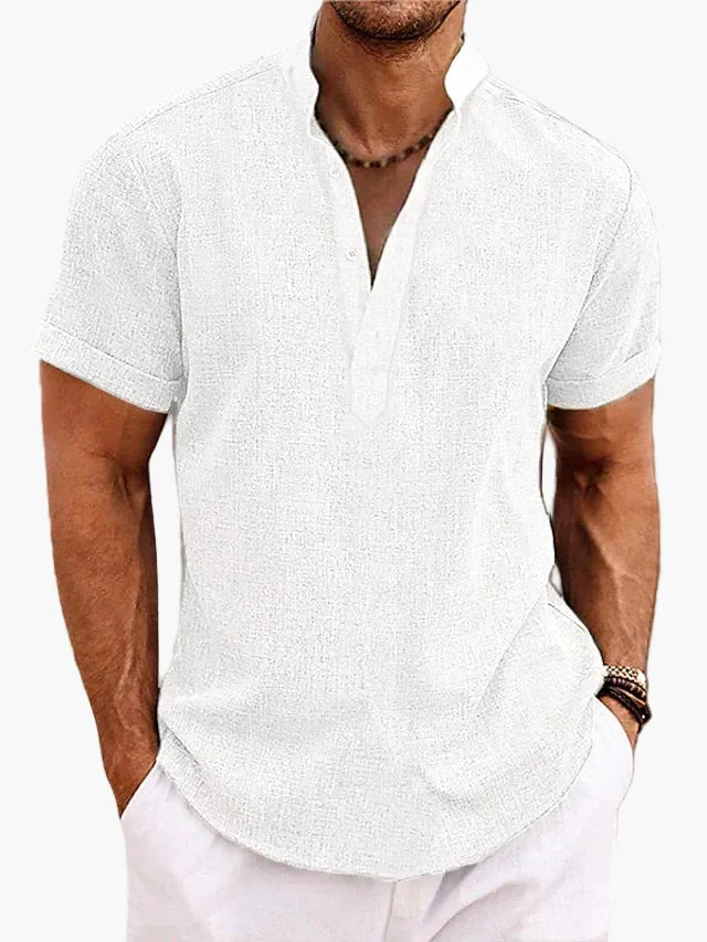 Komfortables Herren Kurzarm Henley Shirt, atmungsaktiv & lässig, perfekt für Strand, Urlaub & Freizeit.
