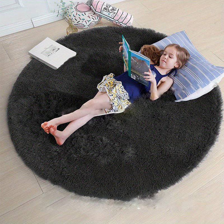 Zeitloser runder Teppich Clouda, flauschig & weich. Ideal für Wohnzimmer, Schlafzimmer & Kinderzimmer.