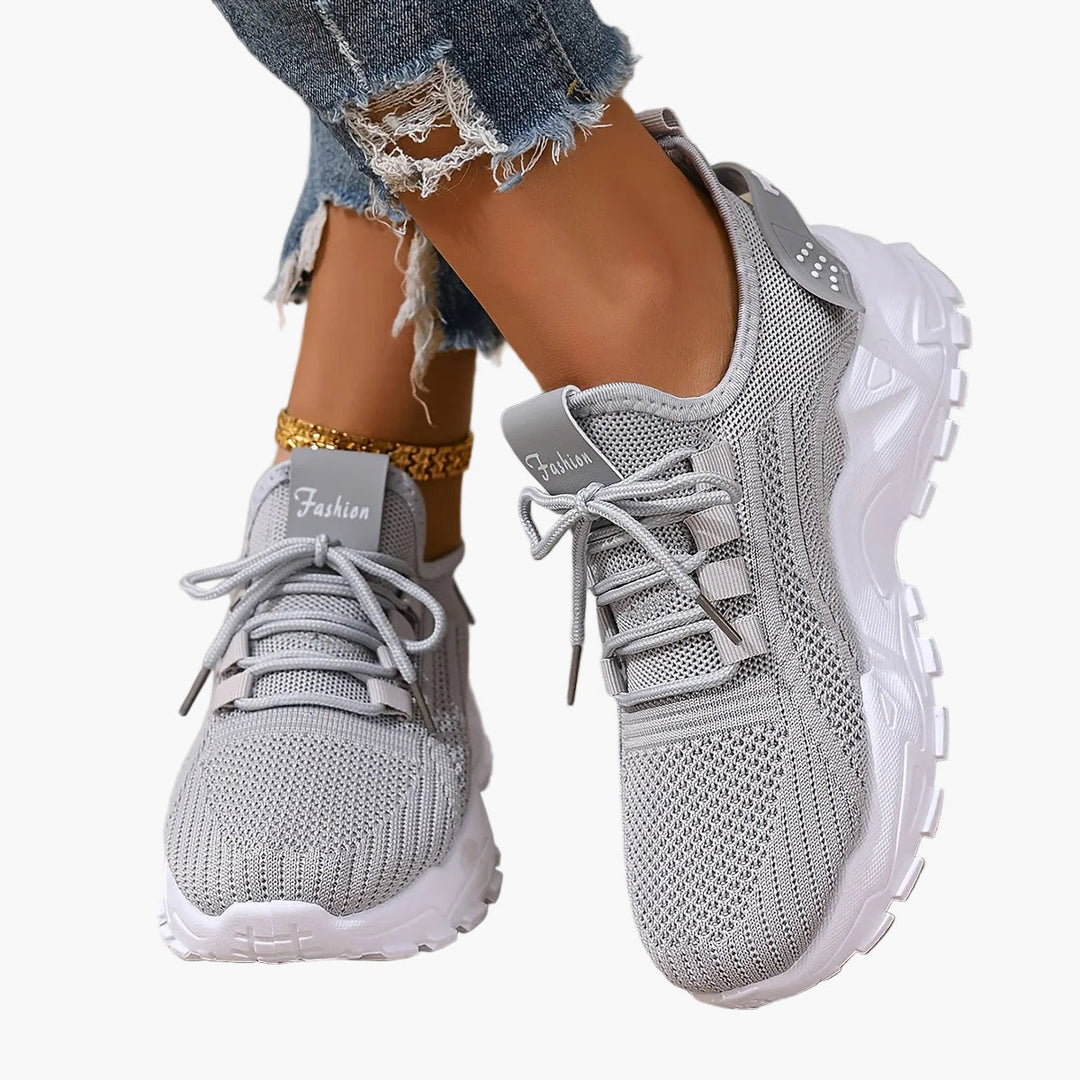 Leichte Damen Sneaker, perfekt für warme Tage und einen entspannten Alltag.