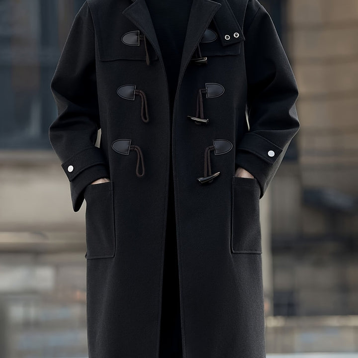 Robuster Herren Dufflecoat mit Kapuze & Knebelverschluss, ein warmer & stilvoller Wintermantel.