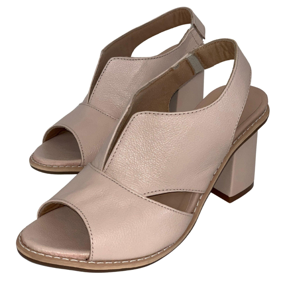 Elegante Sommerschuhe: Selina Damen Sandalen aus Leder mit Schnalle, stabilem Absatz & Fußbett.