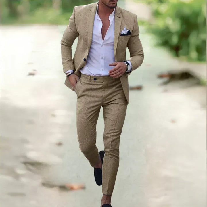 Vielseitiger Herren Slim Fit Anzug für Business, Sommerfeste & elegante Anlässe. Klassischer Zweiteiler.
