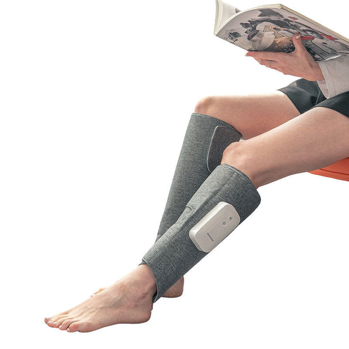 Modernes, kabelloses Beinmassagegerät mit sanfter Luftkompression für tiefgehende Entspannung.