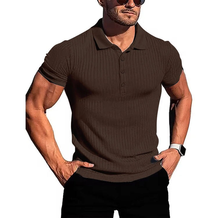 Kurzarm Poloshirt für Männer, gestreift, bequem und sportlich, mit elegantem Kragen.