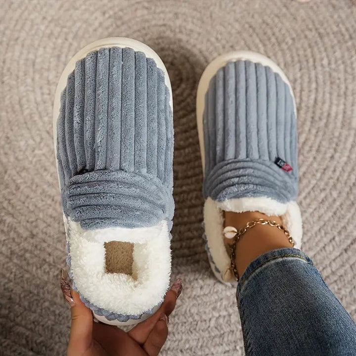 Perfekte Damen Winterhausschuhe: warm, gefüttert, rutschfest und maximaler Fußkomfort.