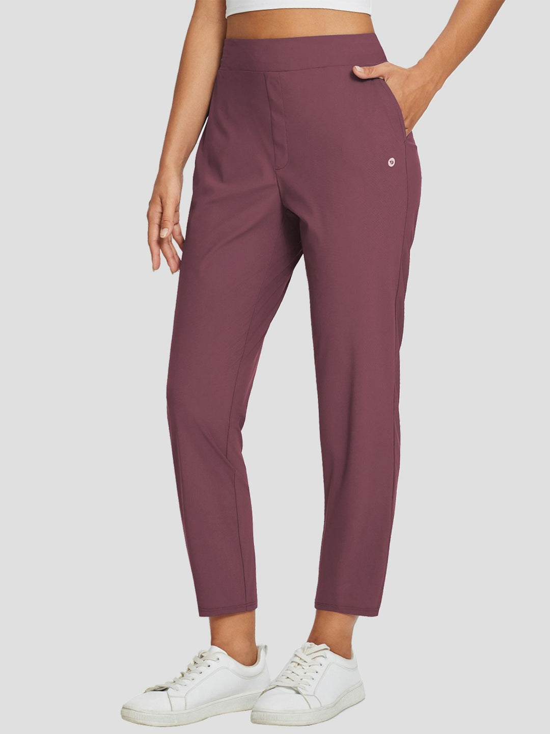 Damenhose mit hohem Bund, Leinen, UPF 50+ & Beinschlitz. Schützt die Haut vor Sonne.
