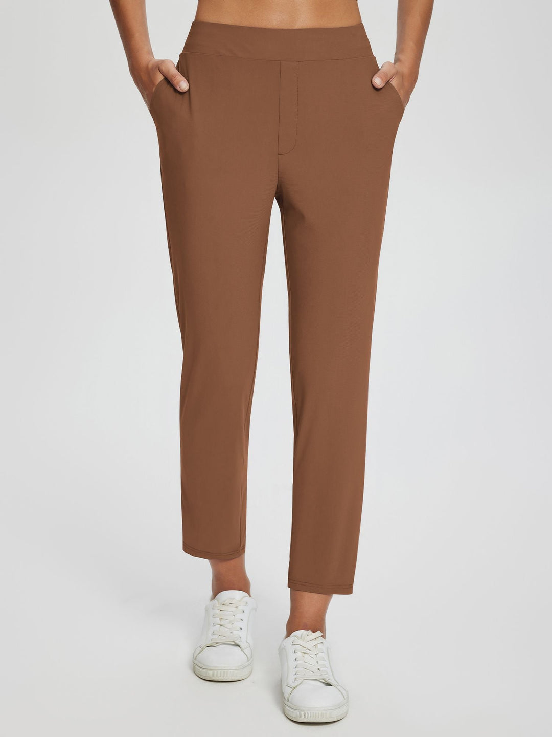 Komfortable Damenhose, UPF 50+, hoher Bund, Beinschlitz, Leinen. Perfekt für den Strandurlaub.