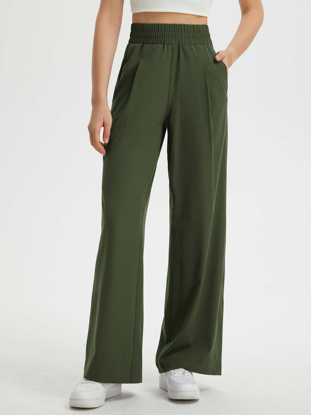 Luftige Damen Sommerhose mit UV-Schutz, weitem Bein & bequemer Passform.