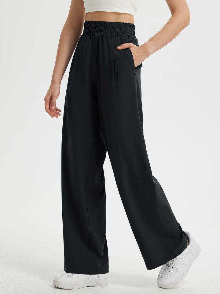 Damen Reisehose mit weitem Bein, UV-Schutz, luftig & komfortabel für den Urlaub.