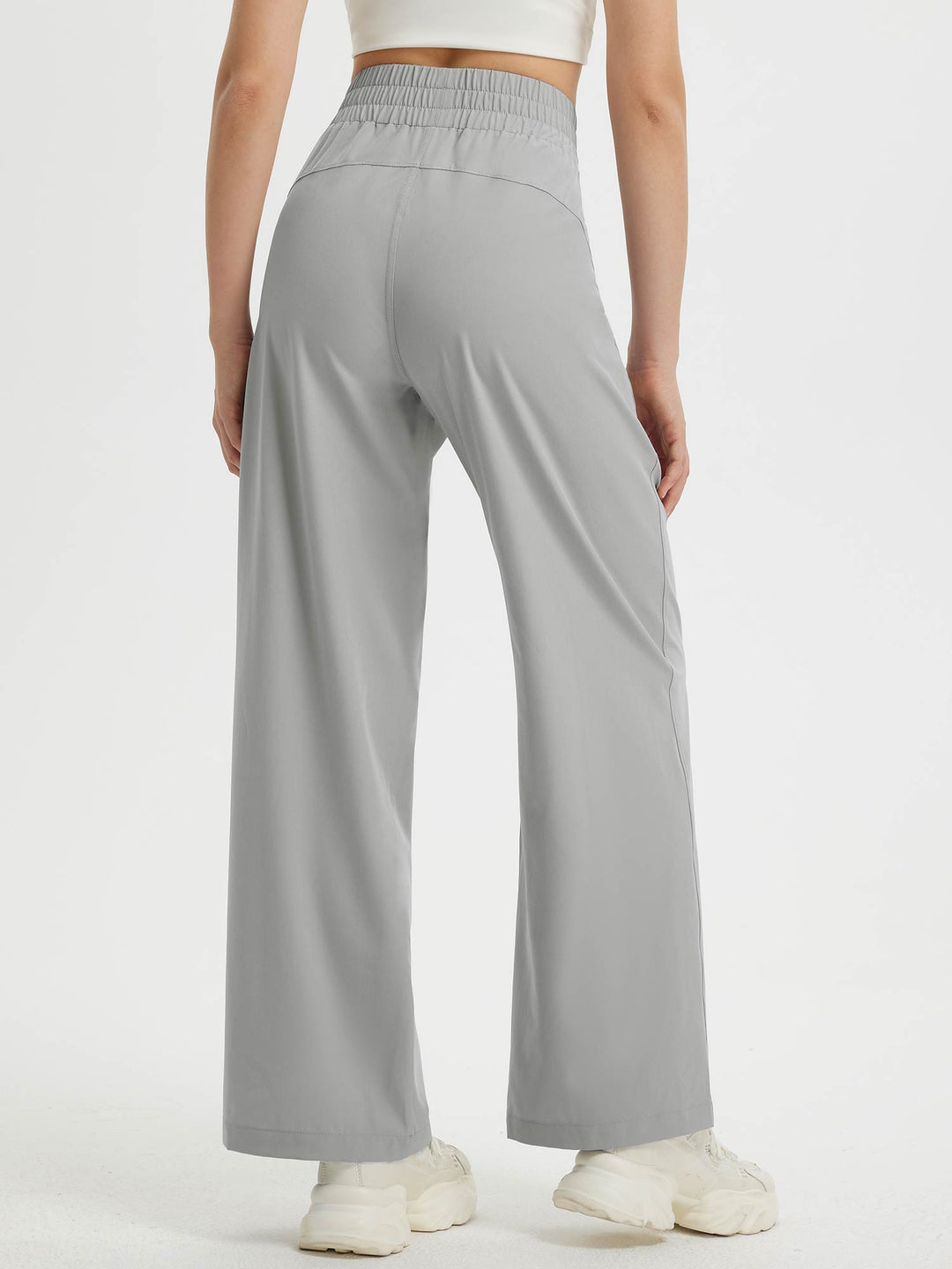 Luftige Damen Flarehose, weites Bein, UV-Schutz, ideal für Strand & Stadt.